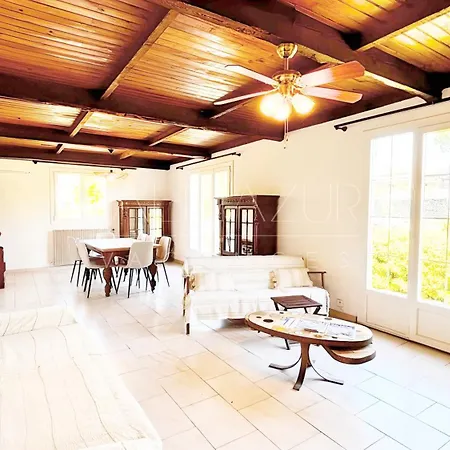Casa vacanze Maison Familiale, Avec Jardin, à 20 Min à Pied De La