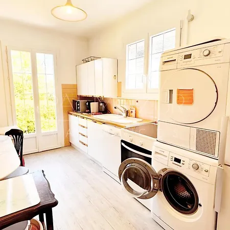 Casa vacanze Maison Familiale, Avec Jardin, à 20 Min à Pied De La Mandelieu